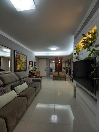Centro Apartment | apartamento espaçoso , moderno e com garagem no centro Londrina-Pr