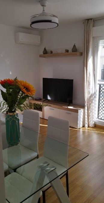 Fuente Vaqueros Apartment | Apartamento Fuente del Genil.