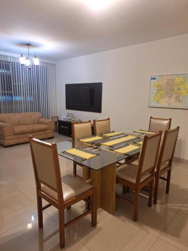 Centro Apartment | Apartamento Inteiro - 3 quartos com ar-condicionado e estacionamento