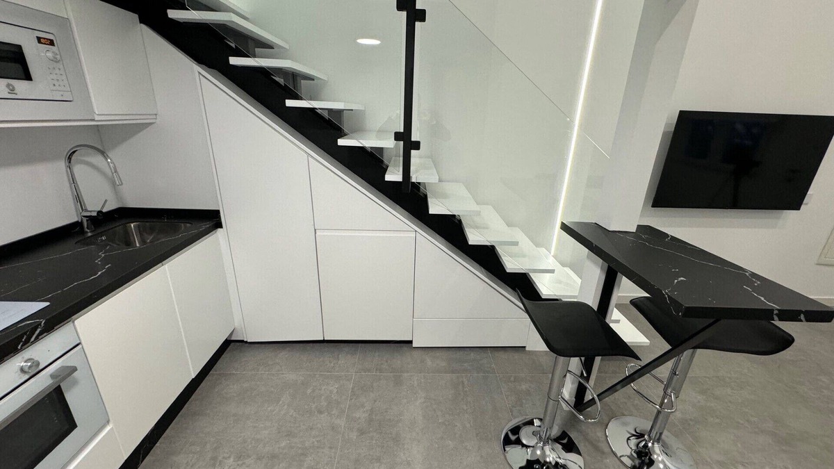 Distrito Noroeste Apartment | Apartamento Tipo Dúplex - NO SE Admiten Mascotas, NO Pets