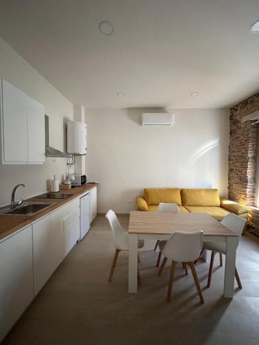 Constantina Apartment | Apartamentos Puerta los Castañares B