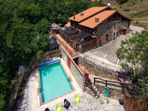 Camaleno House | Apartamentos Rurales & Spa La Bárcena