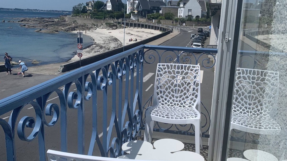 Concarneau Apartment | APARTEMENT FACING THE SEA Downtown Concarneau "Le Balcon Bleu