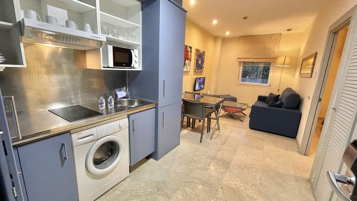 Bormujos Apartment | Aparthome® Residencial con Piscina, Parking, Wifi