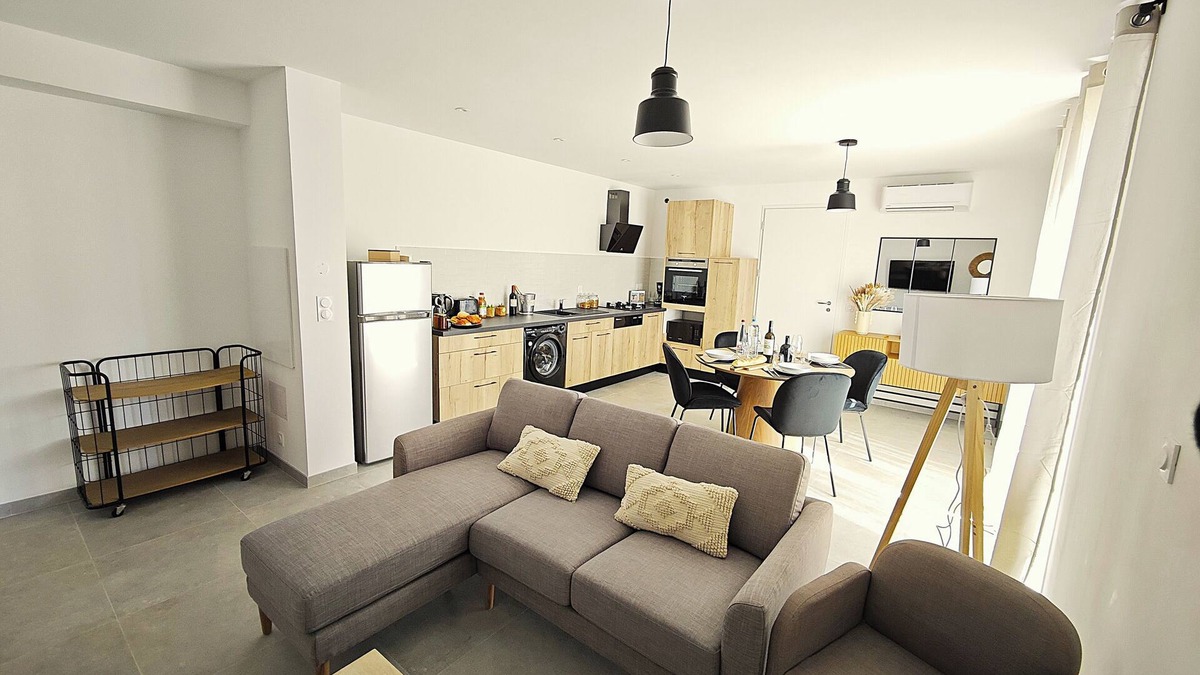 Santa-Reparata-di-Balagna Apartment | Apartment A Santa* sleeps 4, pool, gym, games 10min from beaches