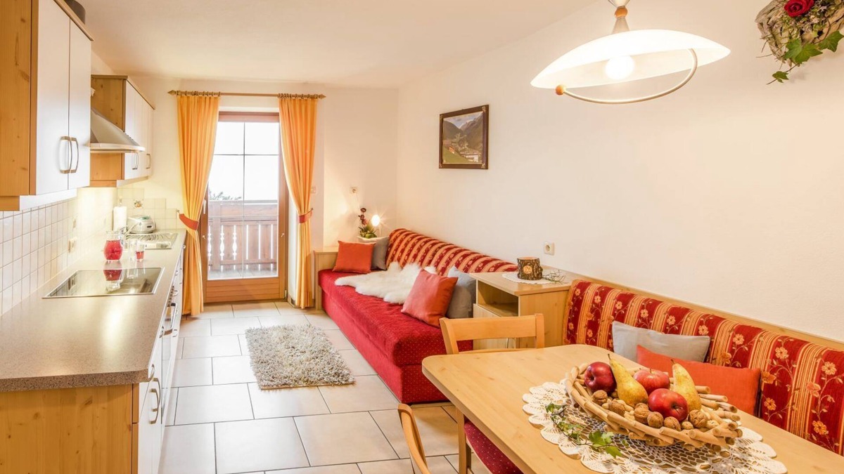 Valle Aurina Apartment | Apartment "Voppichlhof Alpenrose" with Mountain View, Shared Garden & Wi-Fi