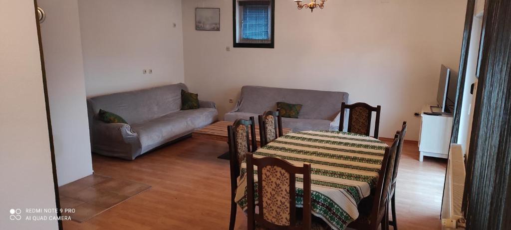 Slavonski Brod Apartment | Apartman MWA