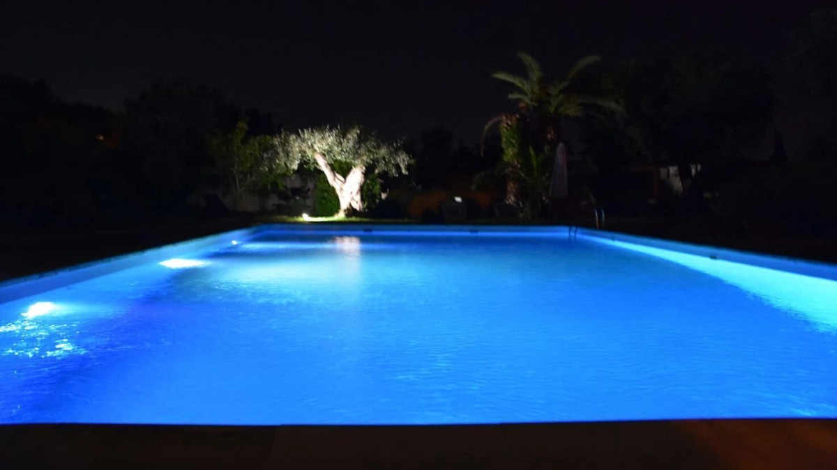 Monteroni di Lecce Villa | Apartmant placed in the green with swimming-pool