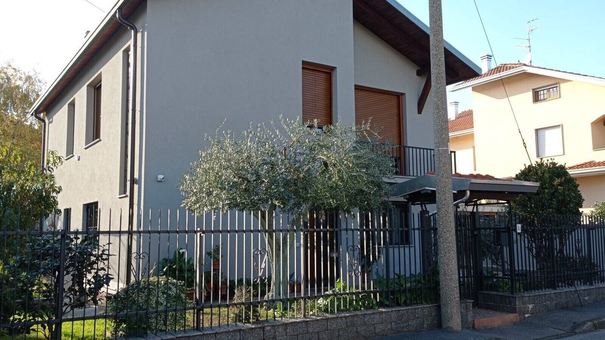 San Giorgio su Legnano Apartment | Apartment in Villa Salone del Mobile only 18 minutes away