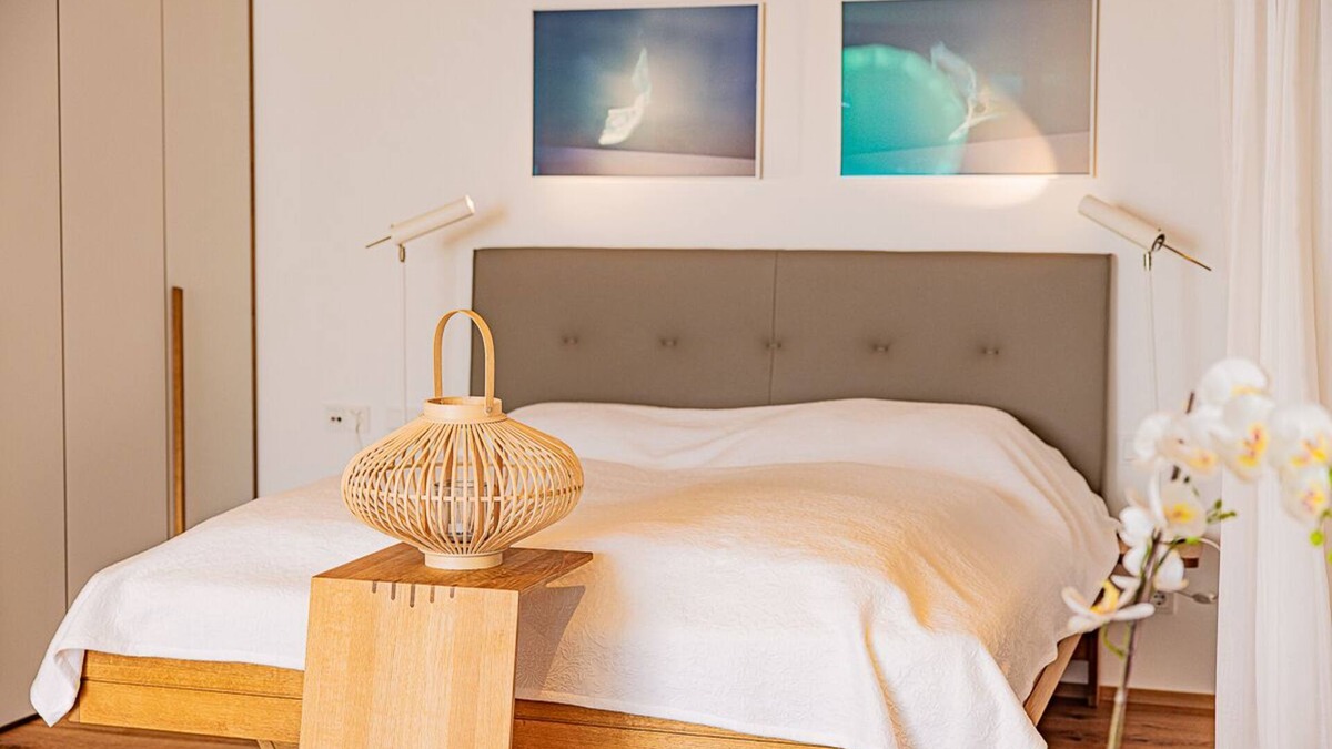 Seewalchen am Attersee Apartment | Apartment directly on the lake