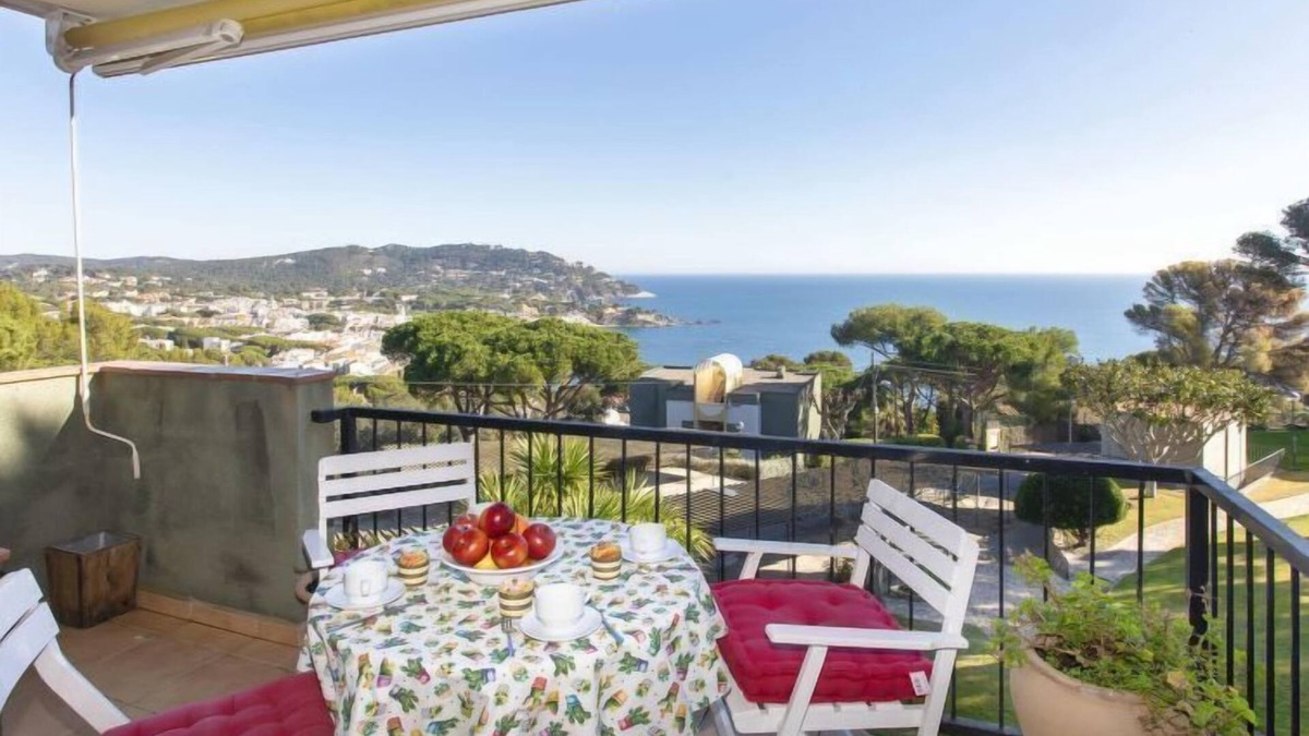 Calella de Palafrugell Apartment | Apartment Chelo by Interhome