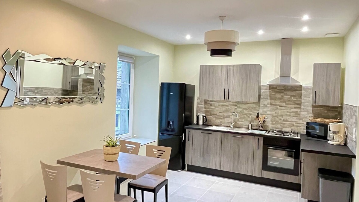 Saint-Julien-Chapteuil Apartment | Apartment "Lune" RDC terrace, private parking