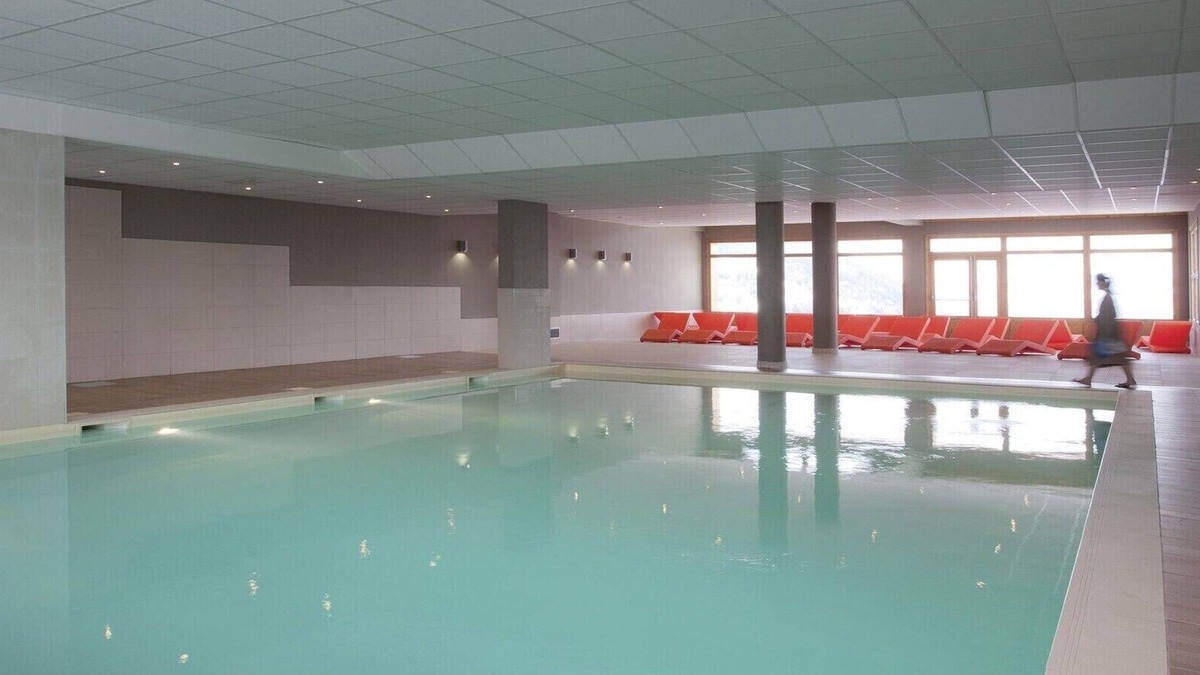 Sainte-Foy-Tarentaise Apartment | Apartment in Sainte-Foy with Ski-In/Ski-Out