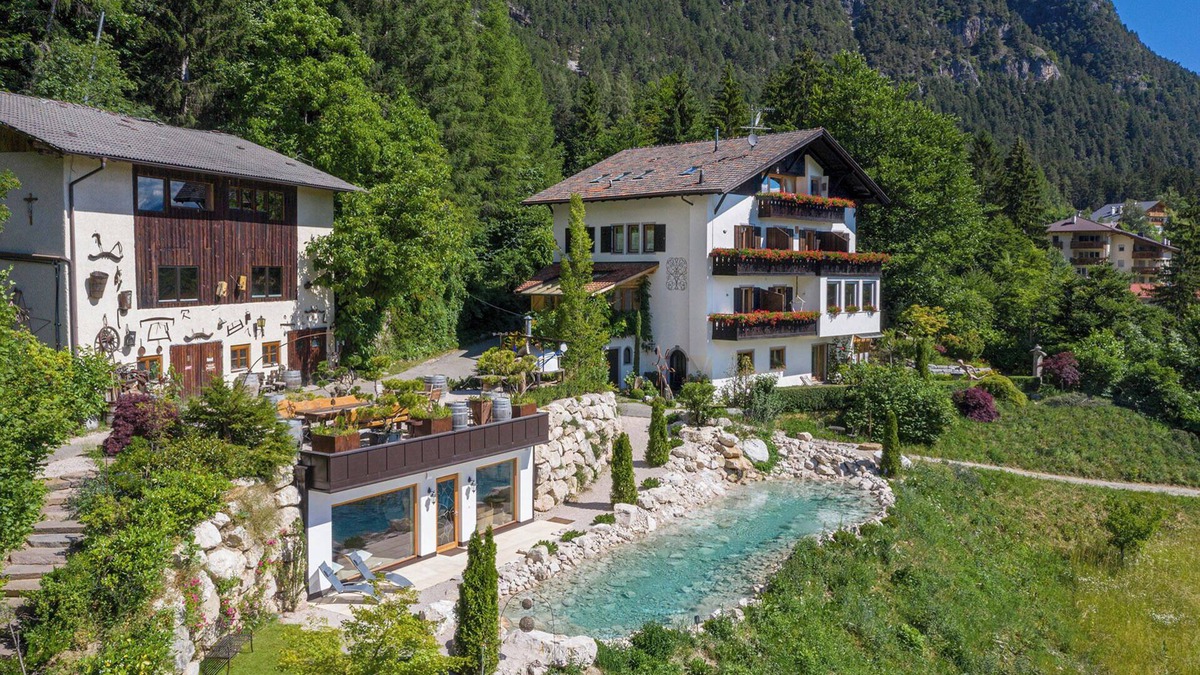 Tesimo Apartment | Apartment 'Baumannhof Hasental - Adults Only' with Mountain View, Shared Garden and Wi-Fi