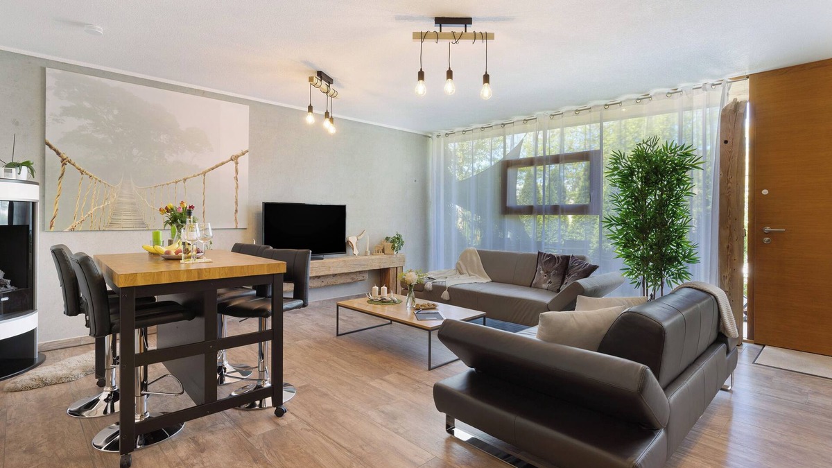 Rosenfeld Apartment | Apartment '-1-die Eins, 70qm, Terrasse' with Private Terrace, Shared Garden and Wi-Fi