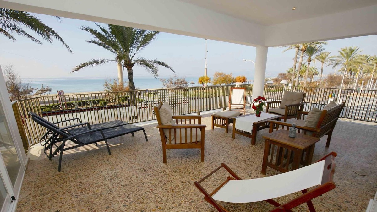 Les Meravelles Apartment | Apartment 1. sea line