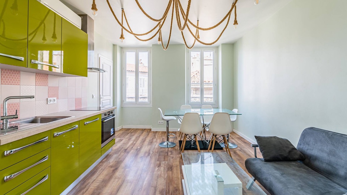 Notre-Dame du Mont Apartment | Apartment 100m from Cours Julien in Marseille