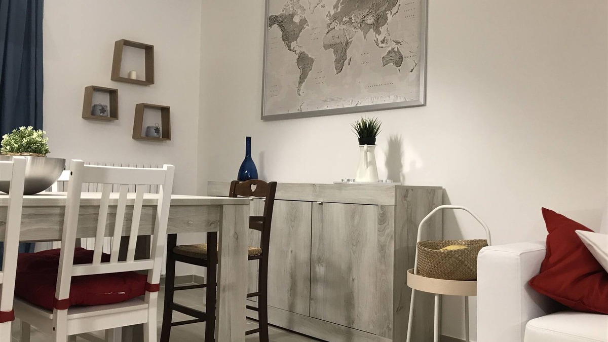 Villa Rosa House | Apartment 150 mt from the sea with terrace and private garden.