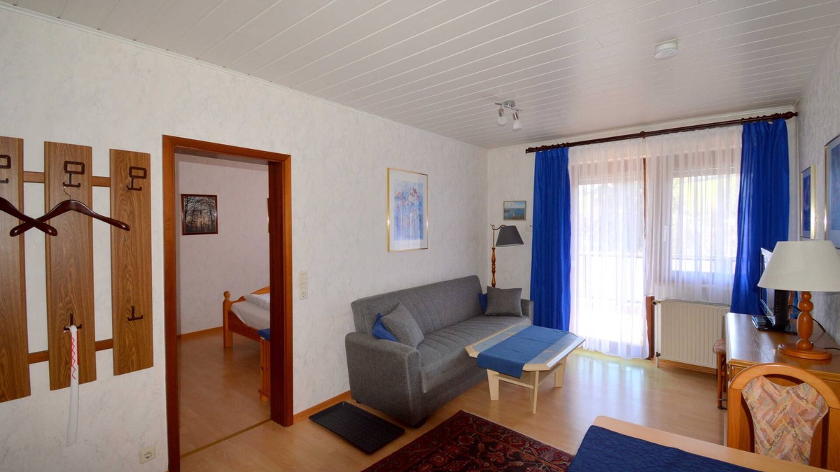 Nieder-Werbe Apartment | Apartment 2 - Apartments Arrow