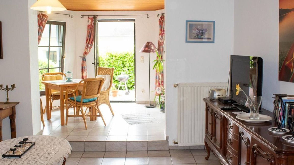 Ockfen Apartment | Apartment 2 - BOTTOM - Apartments Weitmann