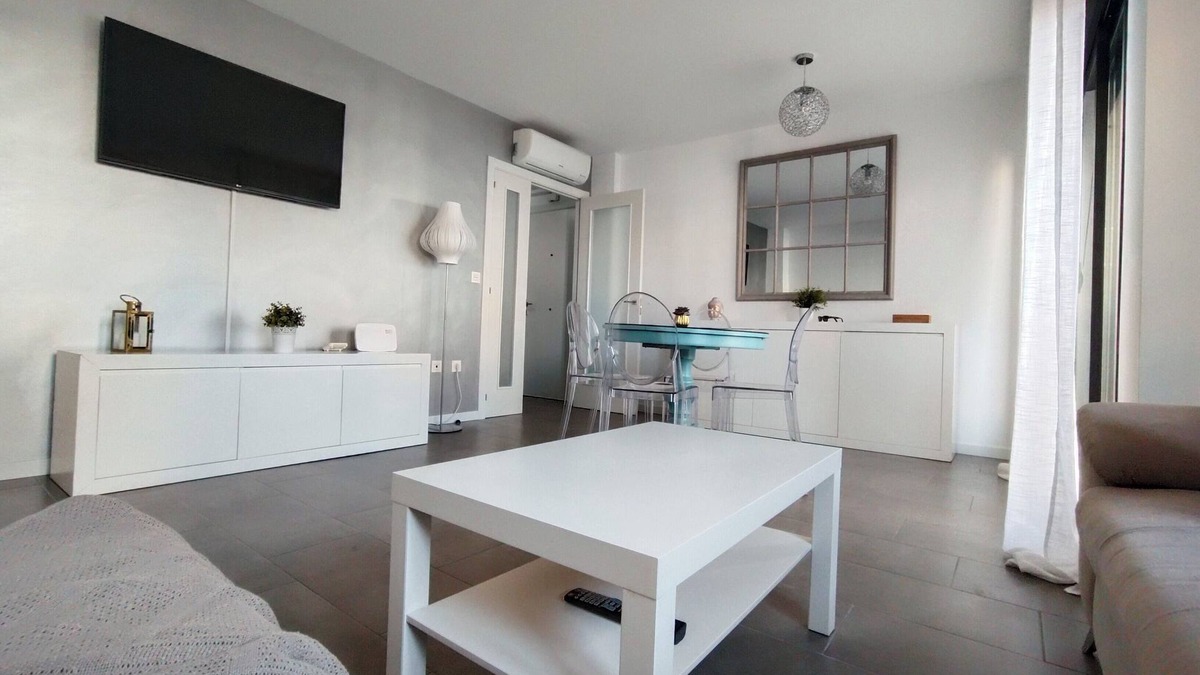 Puerto de Guimar Apartment | Apartment 2 minutes from the beach! Ideal for a few days with family and couples.