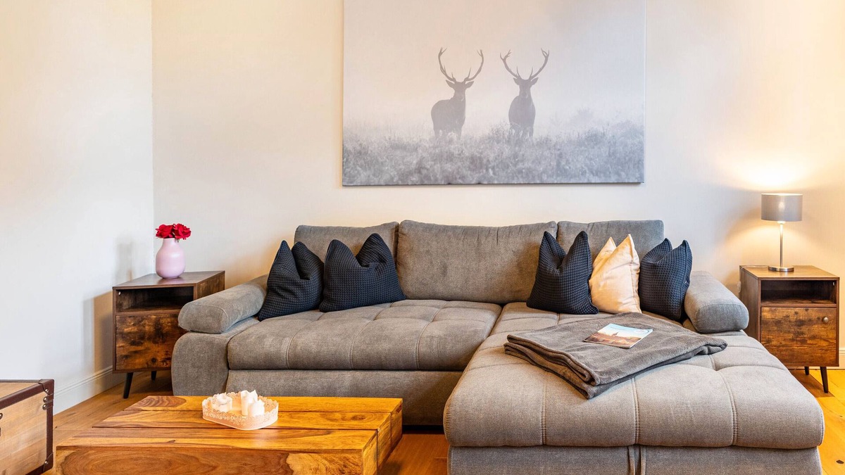 Groß Pankow Apartment | Apartment '2 Perleberg' with Private Terrace, Shared Garden and Wi-Fi