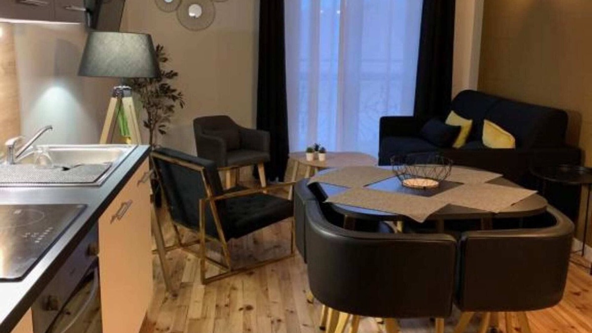 Chatel-Guyon Apartment | Apartment 4 persons air-conditioned 1 bedroom + sofa bed Puy de Jumes A03