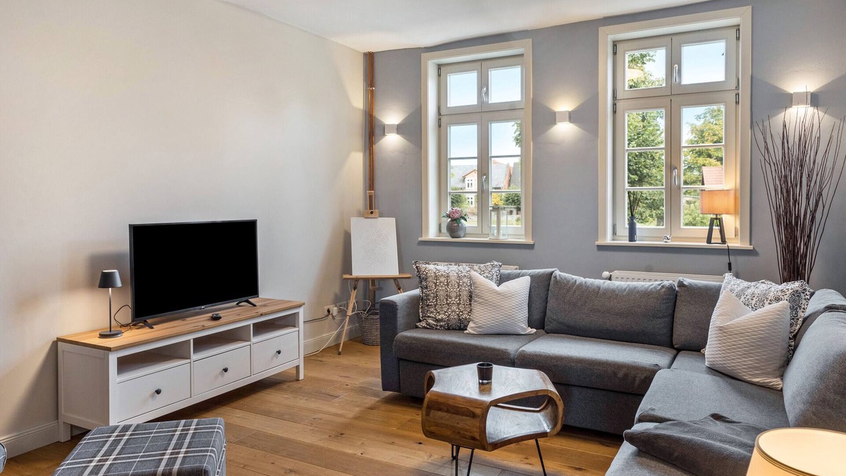 Groß Pankow Apartment | Apartment '4 Putlitz' with private terrace, shared garden and Wi-Fi