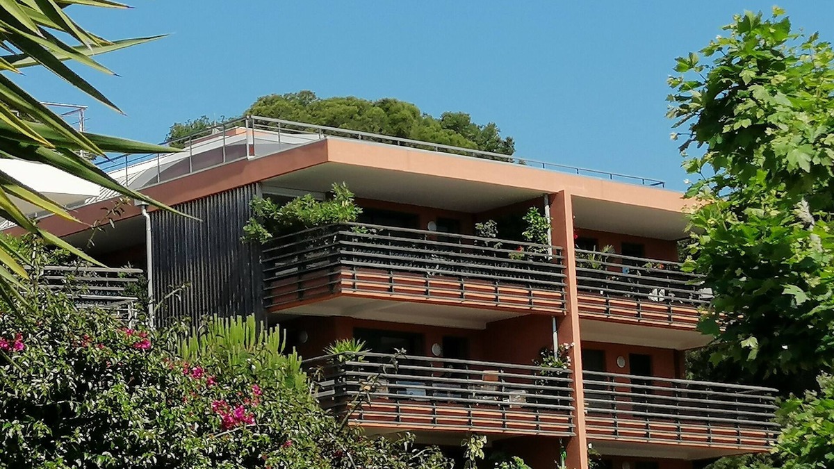 La Ciotat Apartment | 😊 Apartment*65m², by the sea, balcony 20m², near beaches, QUIET.