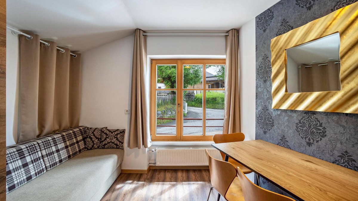 Issengo Apartment | Apartment '7' with Mountain View, Shared Pool and Wi-Fi