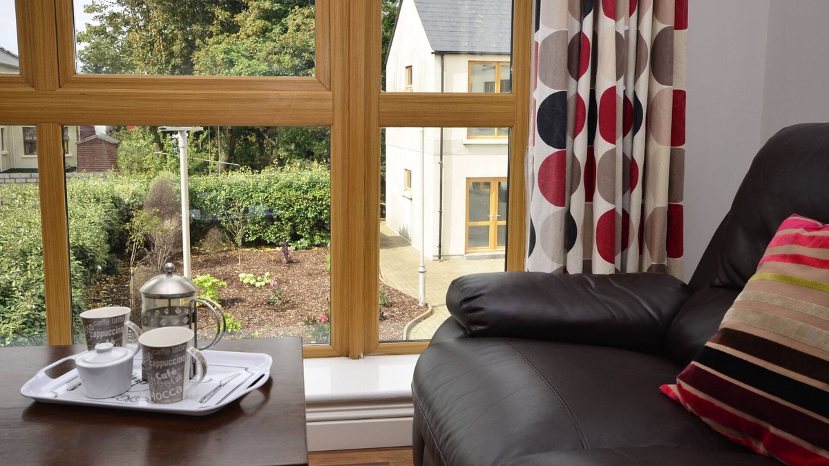 Letterfrack Cottage | Apartment 705 Letterfrack - sleeps 4 guests in 3 bedrooms