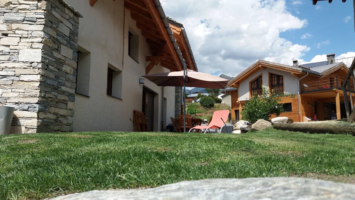 Sollieres-Sardieres Cottage | APARTMENT 8-seater "le Mont Cenis" 4 stars
