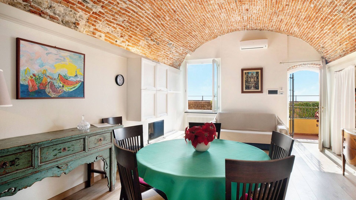 Cervo Apartment | Apartment 'Actis2, Borgo Dei Pescatori' with Balcony, Wi-Fi and Air Conditioning