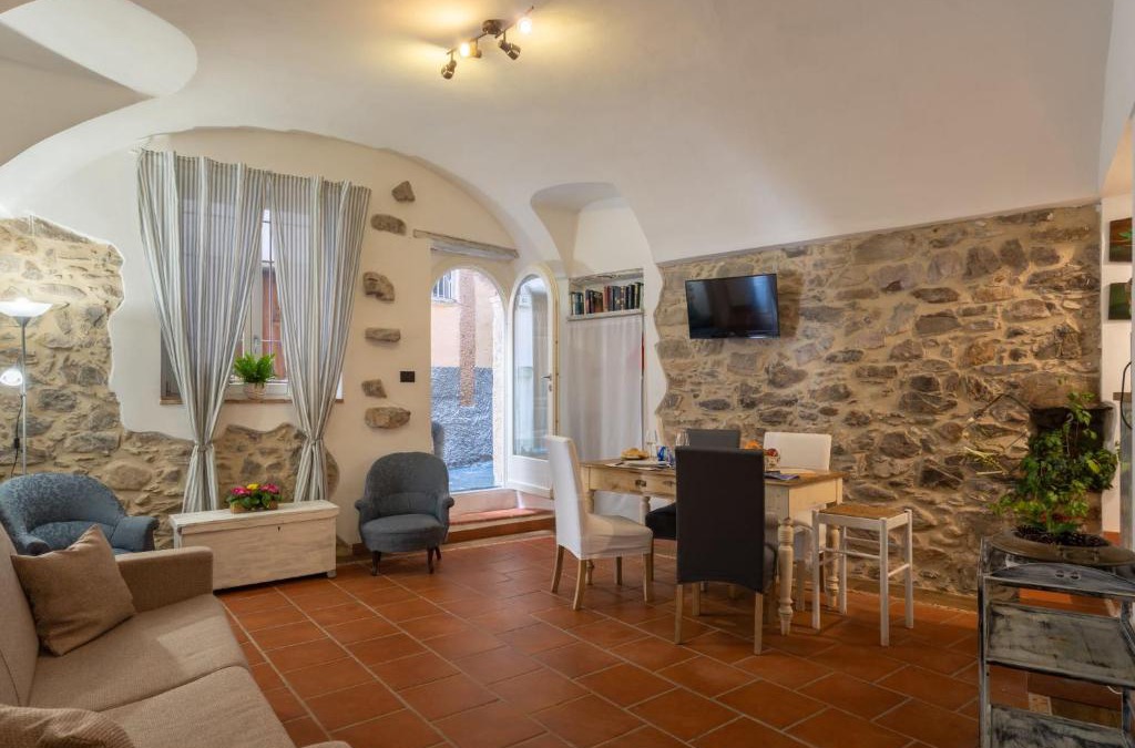 Conscente Apartment | Apartment Adelasia by Interhome