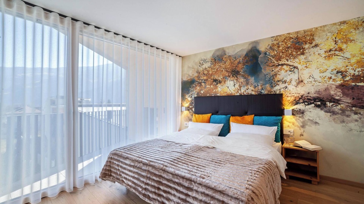Naturno Apartment | Apartment 'Adler Living Attika Wohnung' with Mountain View, Terrace & Wi-Fi