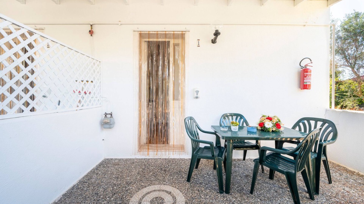 Otranto Apartment | Apartment 'Alimini - 2' with Private Terrace, Wi-Fi and Air Conditioning