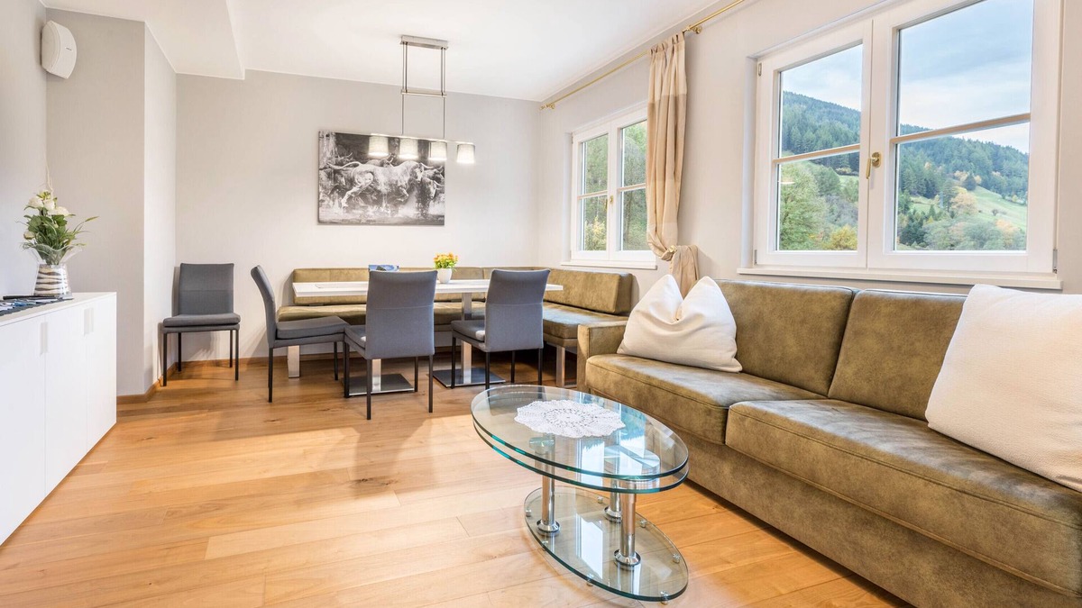 Valle Aurina Apartment | Apartment 'Alpen Living - 2nd Floor' with Mountain View, Whirlpool & Wi-Fi