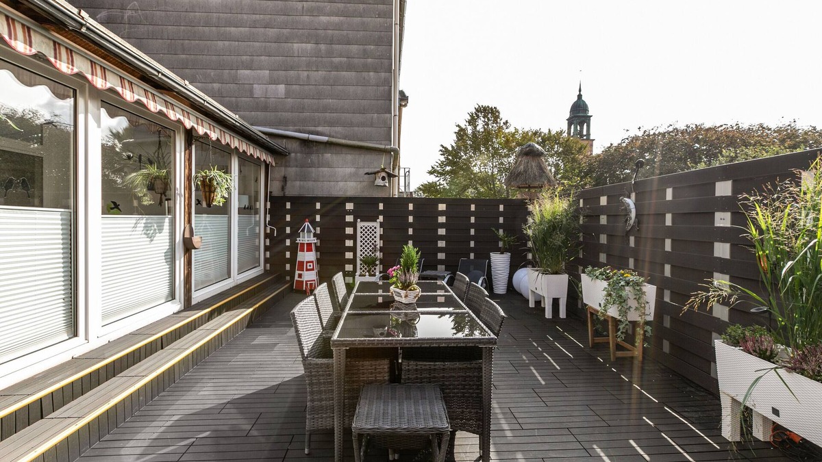 Friedrichstadt Apartment | Apartment "Am Historischen Markt" with Private Terrace & Wi-Fi