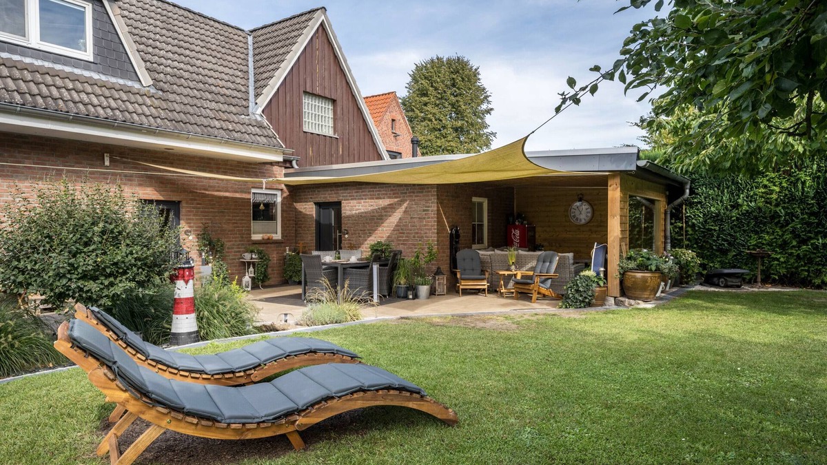 Ratekau Apartment | Apartment 'Ankerplatz Maria' with Shared Terrace, Shared Garden and Wi-Fi