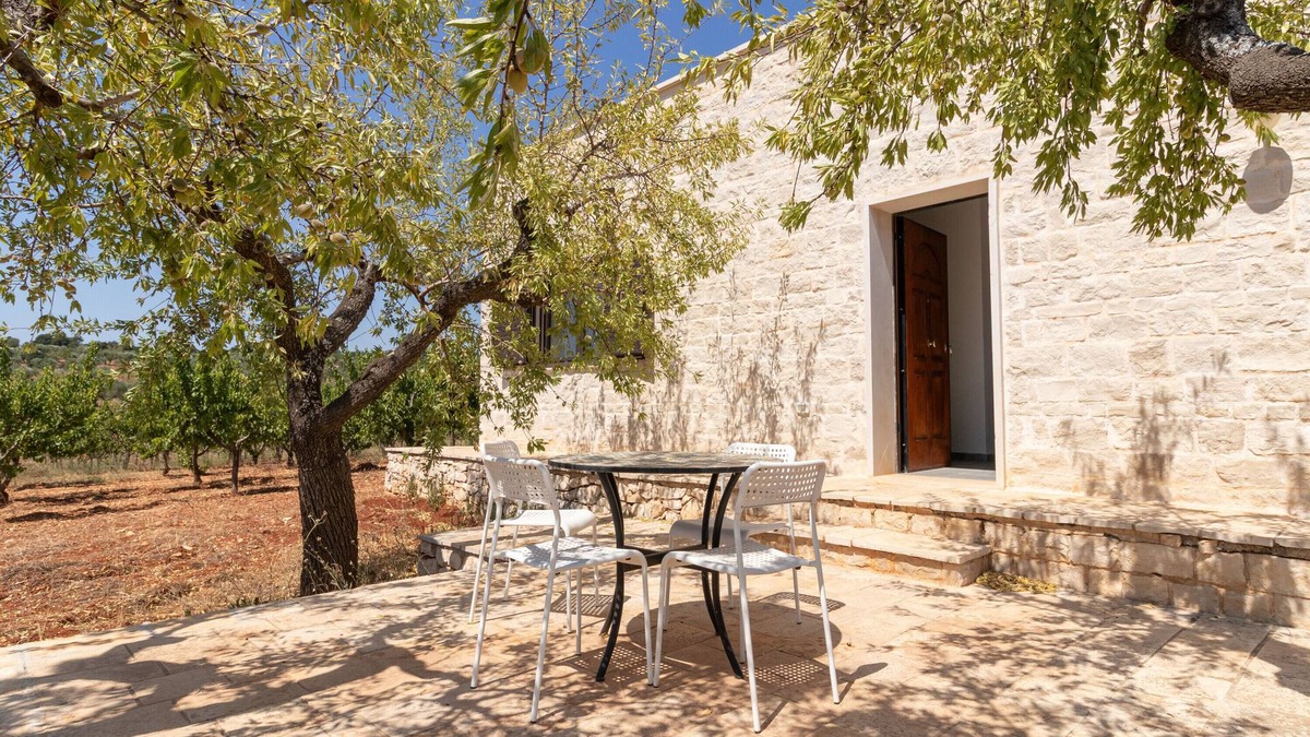 Alcanterini Apartment | Apartment 'Antonella' with Private Terrace, Private Garden and Air Conditioning