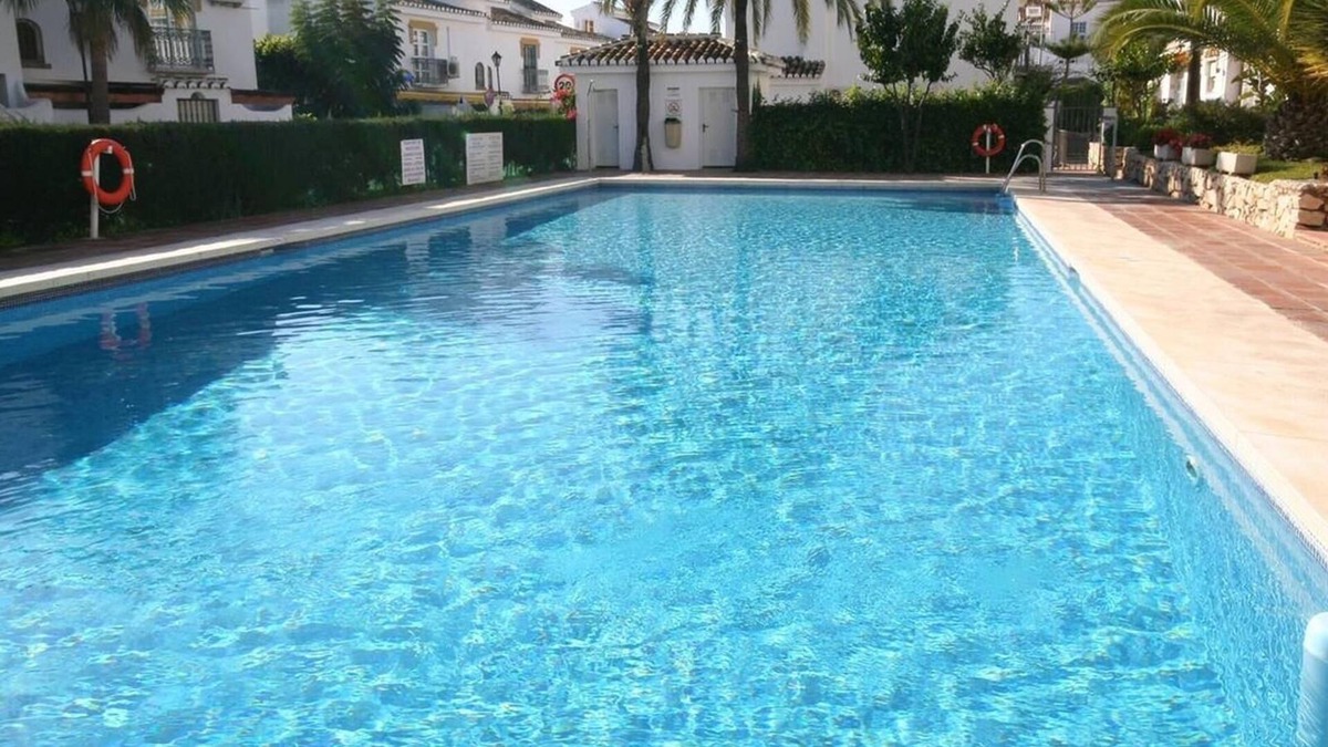 La Cala de Mijas Apartment | Apartment 'Apart Mijas playa Club - La Cala' near Beach with Shared Pool, Open Terrace, A/C & Wi-Fi