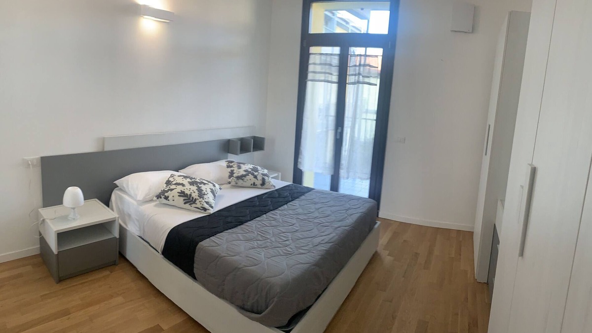 Mazzo Apartment | Apartment 'Appartamento A Rho Fiera Galeazzi' with Private Terrace, Balcony and Wi-Fi