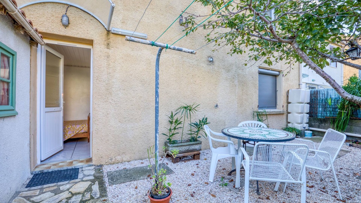 Beziers Apartment | Apartment 'Appartement Equipé, 2 Pièces' with Private Terrace, Wi-Fi and Air Conditioning