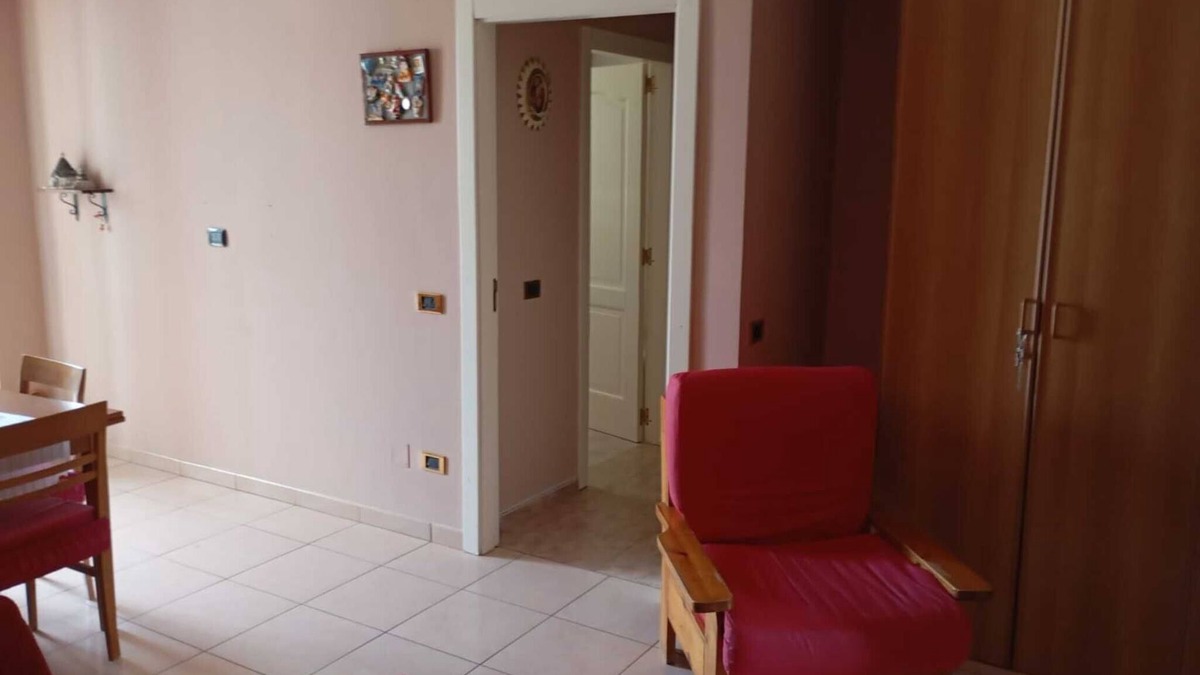 Massafra Apartment | Apartment 'Arancia E Cannella' with Private Garden, Wi-Fi and Air Conditioning