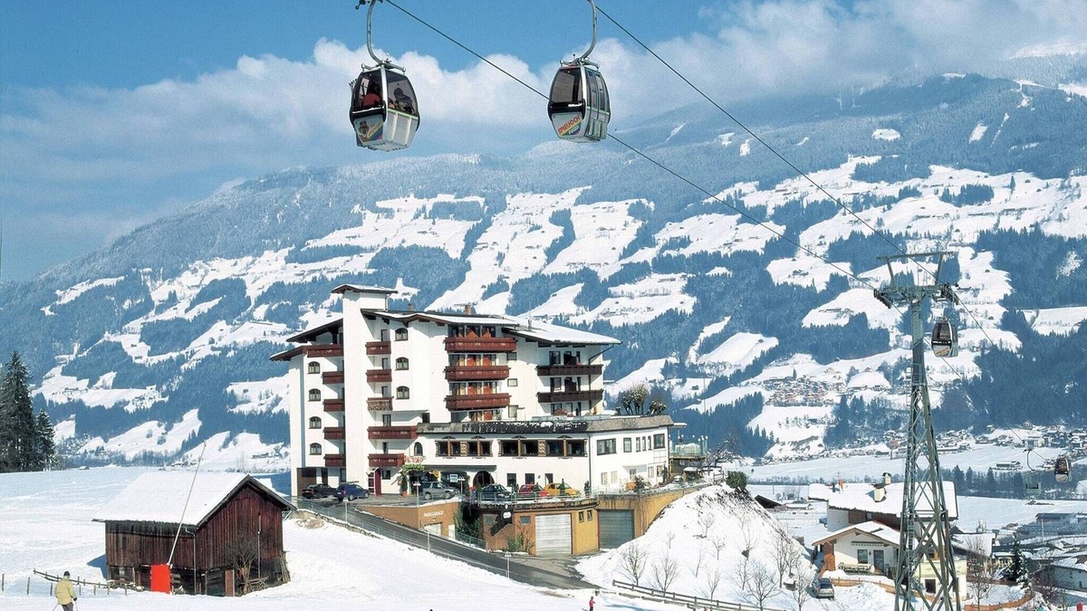 Zillertal Apartment | Apartment in Aschau near Ski Slopes