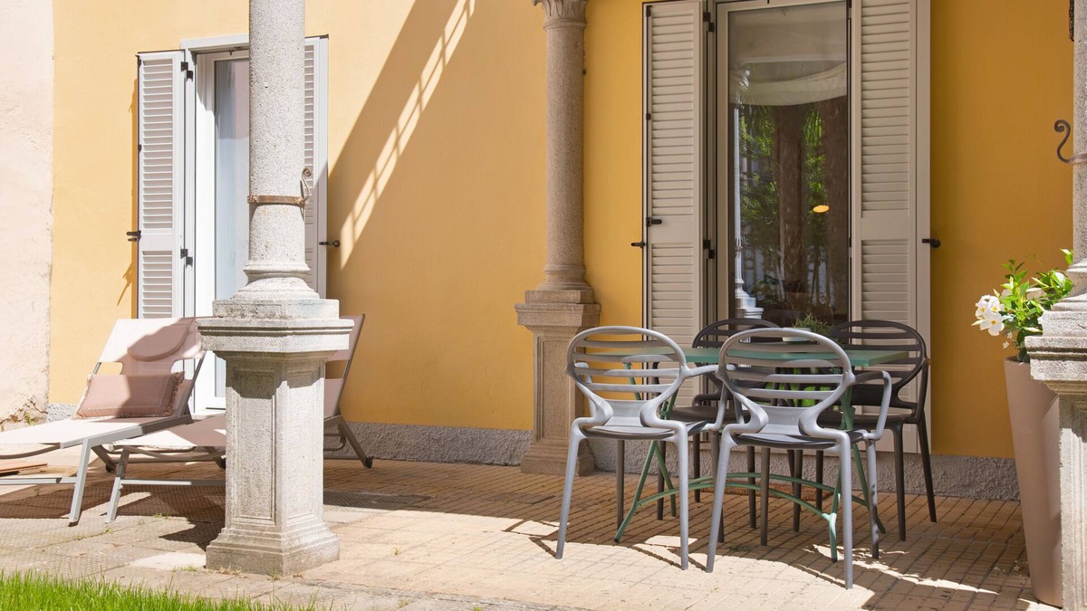 Lavena Ponte Tresa Apartment | Apartment 'Atelier Milvia 1' with Private Terrace, Private Garden and Wi-Fi