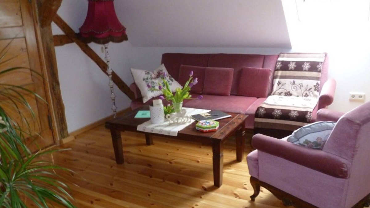 Sallgast Apartment | Apartment 'Auszeit Landleben' with Shared Terrace, Shared Garden and Wi-Fi