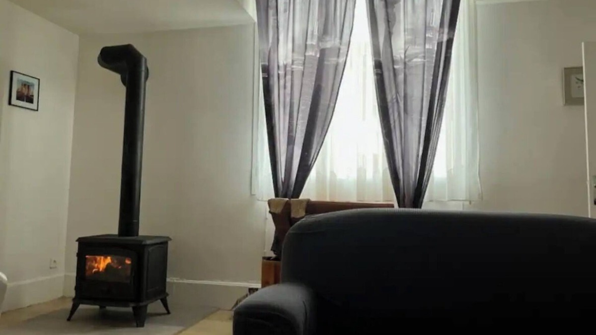 Celles-sur-Plaine Apartment | Apartment "Avec Terrasse Privative" with Wi-Fi