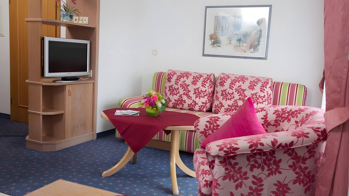 Tonbach House | Apartment 'B 22' with Mountain View, Private Terrace and Wi-Fi