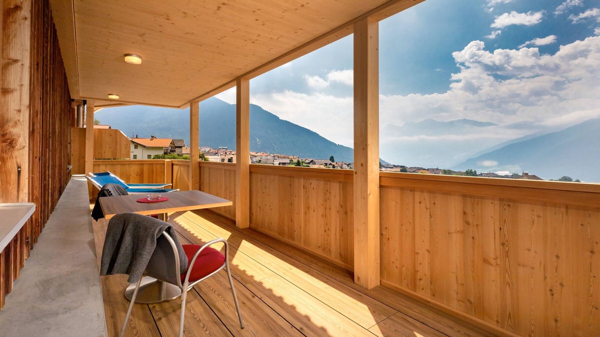 Burgusio Apartment | Apartment 'Bergfreiheit 1' with Mountain View, Shared Terrace and Wi-Fi